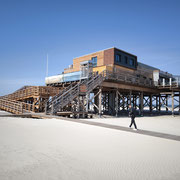 neubau // pfahlbau // st.peter-ording // lph 1-8