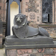 Edimbourg - et un lion devant le mémorial.