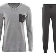 Pyjama Dorian in 100% bio-katoen interlock, chocolade, Living Crafts, beschikbaar in de maten S, M, L en XL, prijs: 59,99 €