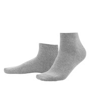 Sneakersokken Curt in 98% bio-katoen met 2% elastaan, per 2 paar verpakt, steengrijs, Living Crafts, beschikbaar in de maten 39-42 en 43-46, prijs: 12,99 €
