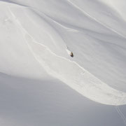 １時間ほど前の我々のトレースを雪崩が・・・