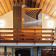 Die Orgel am neuen Standort in Schnittlingen (Bildquelle: organindex.de)