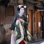 Maiko während Gion Hassaku in Kyoto | Maiko during Gion Hassaku in Kyoto, Japan