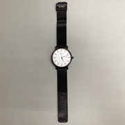 腕時計114　防水黒丸白フェイス　￥2,800