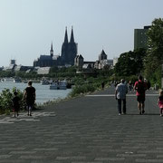 Spaziergang am Rhein