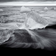 ice chunks | jökulsarlòn | iceland – 2016