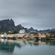 lofoten | sakrisoy