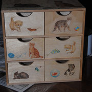 nuova cassettiera creata da Roberta e mamma