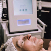 Glow² Facial Behandlung Biessenhofen – SkinExpert Petra Classen