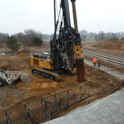 Liebherr Drehbohrgerät LB 28 gebohrt.