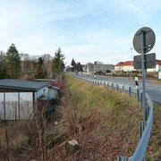 Baufreiheit für Fußgänger und Radweg Richtung Arnsdorf