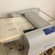 紙折り機の様子