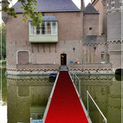 Kasteel Heeswijk  boekpresentatie    Vrouwen Bestempeld www.ellenevabrouwers.com  Ellen Brouwers