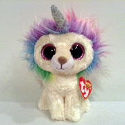 Layla: "My rainbow mane hides a unicorn horn, I'm the most special lion that ever was born."
