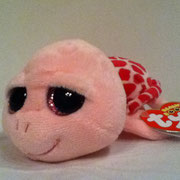 Shellby: "I'm the prettiest turtle in the sea, my pink shell looks good on me!"