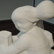 「冬の日-考える人-」　　2016　　大理石