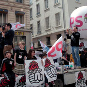 Le parti socialiste au coeur du défilé / Photo : Anik Couble