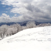山頂付近の雪景色