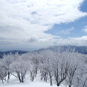 山頂付近の雪景色