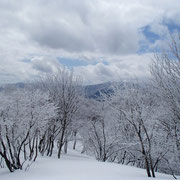山頂付近の雪景色