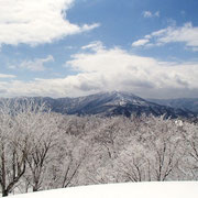 山頂付近の雪景色