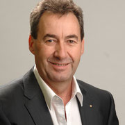 Heinz Siegenthaler, Nationalrat BDP: Mädchen und junge Frauen zu schützen ist eine Investition in die Zukunft unserer Gesellschaft – deshalb unterstütze ich die Gründung der Institution und den Vereins MädchenHouse desFilles Biel-Bienne.