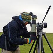 Die Vogelkundlerin Birte Weinbecker & Equipment vom Feinsten