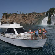 Vip Yacht to Waterfall