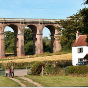 Direkt am Ouse Valley Viaduct zwischen Haywards Heath und Balcombe