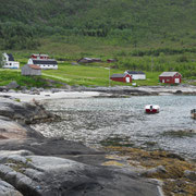 Ile de Senja - Mefjordbotn - Un petit bout du monde , les pieds dans l'eau -
