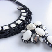 FROST NECKLACE　black