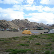 Landmannalaugar - Quelques tentes au camping