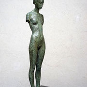 bruno walpoth, "sëula", edition 2/8, 2025, 55 x 13 x 11 cm, bronze – erlas galerie