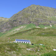 Capanna Cadagno e Piz Corandoni