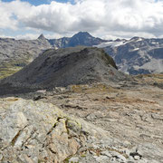 Verso il Pizzo Ferrè e La Cima de Val Loga