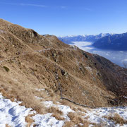 Sentiero che da Canva 1570 m conduce all'Alpe di Naccio 