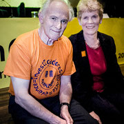 Harold Walter Kroto and his wife. Nobel Prize in Chemistry in 1996.