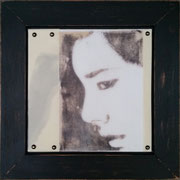 melancholie II, Collage mit Fotografie unter Wachs, 30 x 30 cm (plus Rahmen)