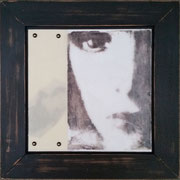melancholie I, Collage mit Fotografie unter Wachs, 30 x 30 cm (plus Rahmen)