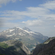Aufstieg zum höchsten befahrbaren Alpenpass Europas...