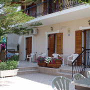 Villa Xenos - Studios & Apartments , Kalamaki , Zakynthos Island , Greece.5