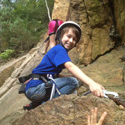 Klettern macht Spaß im Kinder Feriencamp