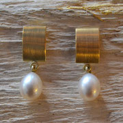 Goldohrstecker mit Perle