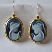 Kammee-Ohrhänger in Silber mit Goldbelötung