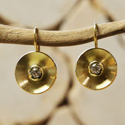 Goldohrhänger mit Brillant