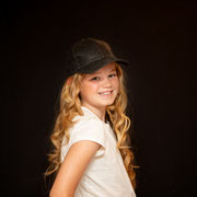 Kinderfotografie en fotoshoot kinderfeest in Breda en Oosterhout voor meisjes die hun verjaardag als fotomodel willen vieren