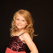 Kinderfotografie en fotoshoot kinderfeest in Breda en Oosterhout voor meisjes die hun verjaardag als fotomodel willen vieren