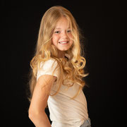 Kinderfotografie en fotoshoot kinderfeest in Breda en Oosterhout voor meisjes die hun verjaardag als fotomodel willen vieren
