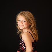Kinderfotografie en fotoshoot kinderfeest in Breda en Oosterhout voor meisjes die hun verjaardag als fotomodel willen vieren
