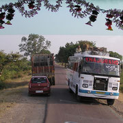 Indien hat Linksverkehr.